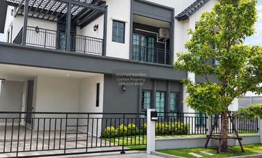 Casa en alquiler de 4 habitaciones en Bang Phli, Samut Prakan