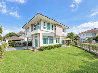 Haus zur Miete mit 4 Zimmer in Mueang Phuket, Phuket