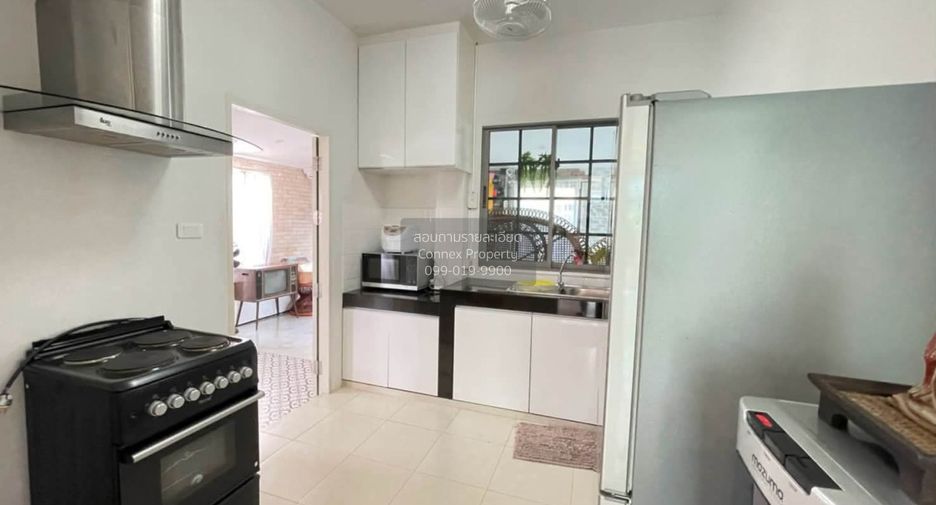 Casa en alquiler de 3 habitaciones en Mueang Nonthaburi, Nonthaburi