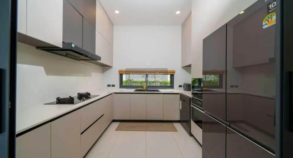 For rent 5 bedrooms house in Mueang Phuket, Phuket