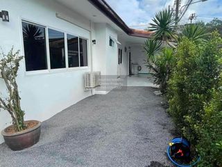 Casa en alquiler de 2 habitaciones en Mueang Phuket, Phuket