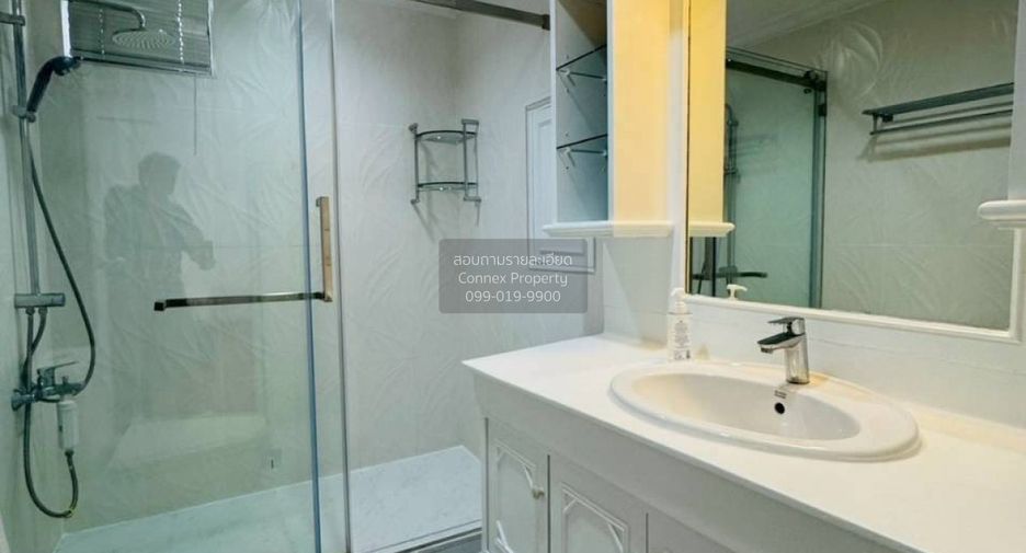 For rent 4 ベッドルーム apartment in Watthana, Bangkok