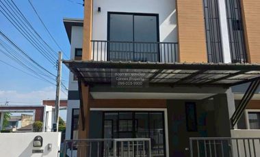 For rent 3 bedrooms townhouse in Bang Bua Thong, Nonthaburi