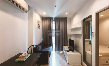 À louer 1 chambre condo à Phra Khanong, Bangkok