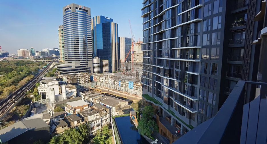For rent 3 bedrooms condo in Chatuchak, Bangkok
