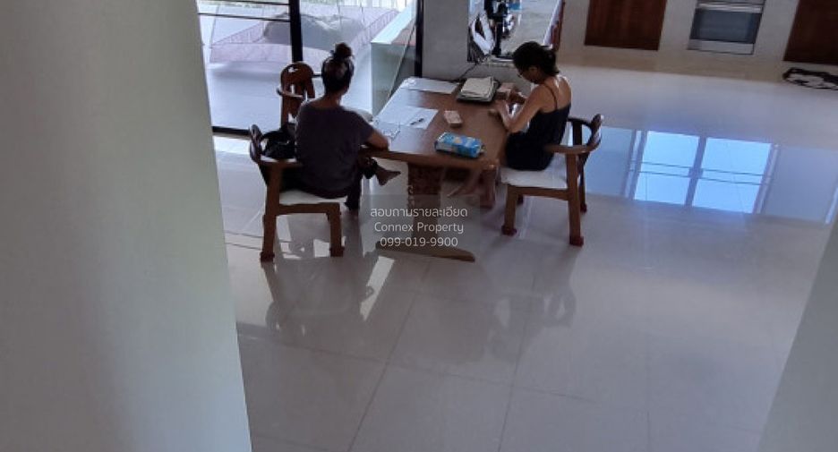 Haus zur Miete mit 3 Zimmer in Mueang Phuket, Phuket