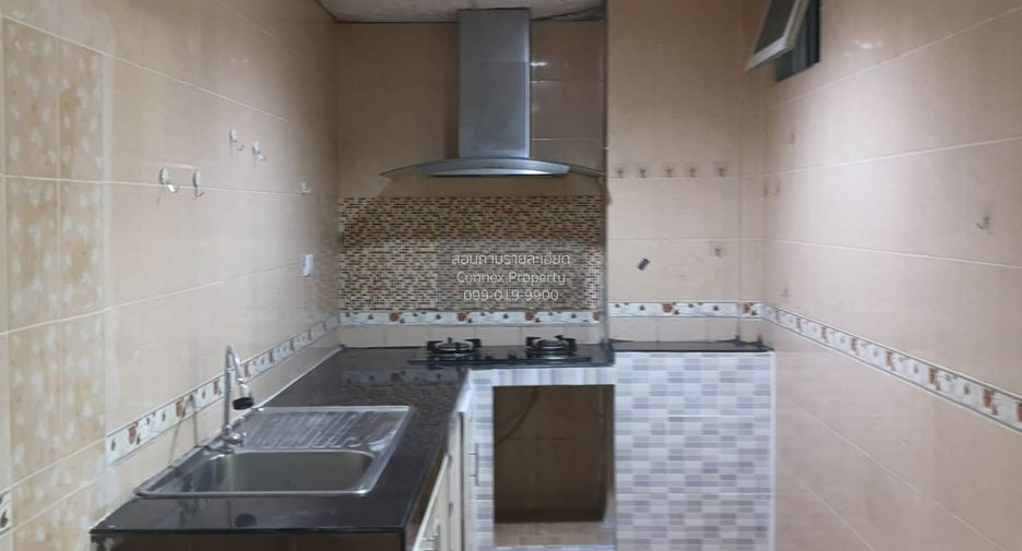 For rent 3 ベッドルーム townhouse in Bang Phli, Samut Prakan