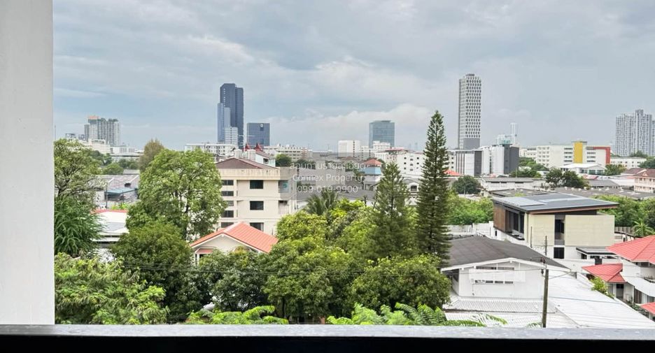 For rent 1 Beds condo in Phra Khanong, Bangkok