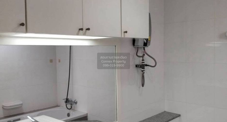 For rent 2 ベッドルーム condo in Watthana, Bangkok