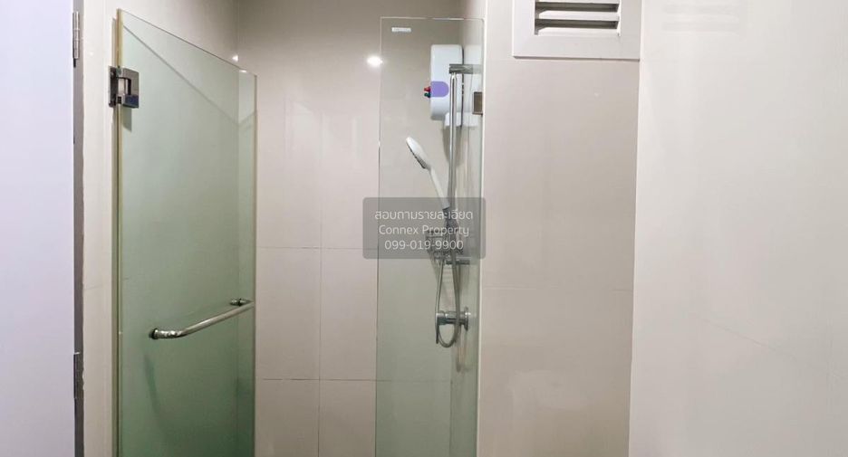 For rent 2 bedrooms condo in Chatuchak, Bangkok