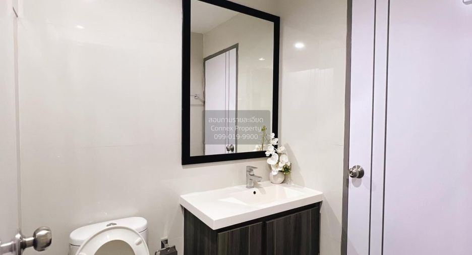 For rent 2 bedrooms condo in Chatuchak, Bangkok