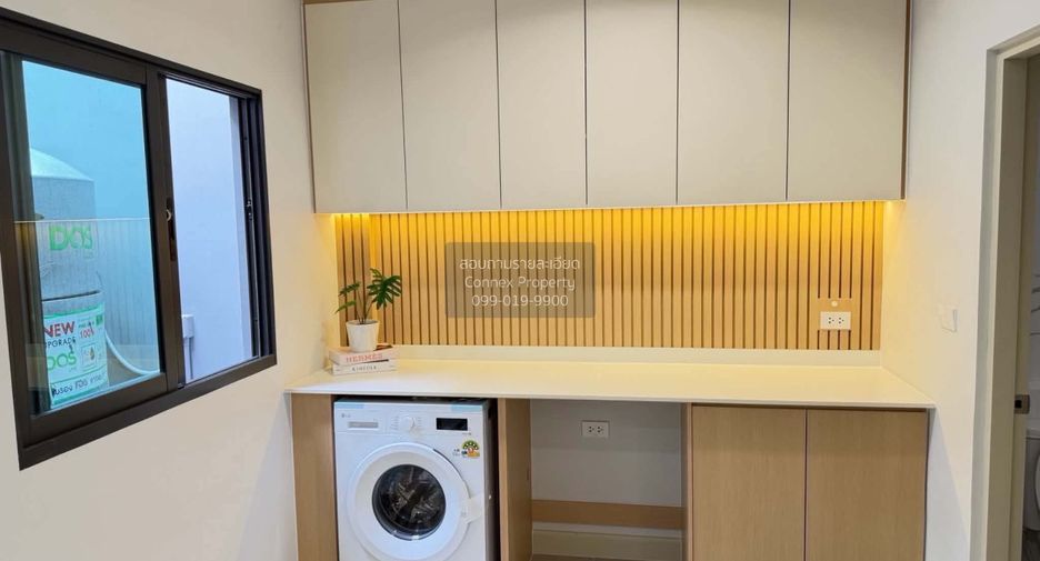 For rent 2 bedrooms townhouse in Bang Phli, Samut Prakan