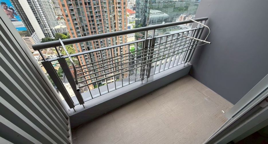 Condo en alquiler de 2 habitaciones en Watthana, Bangkok