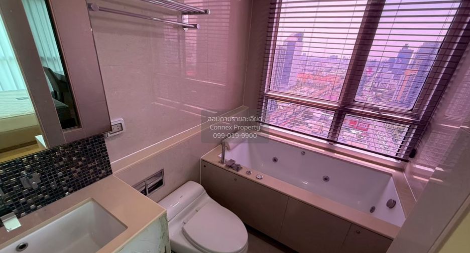 Condo en alquiler de 2 habitaciones en Watthana, Bangkok