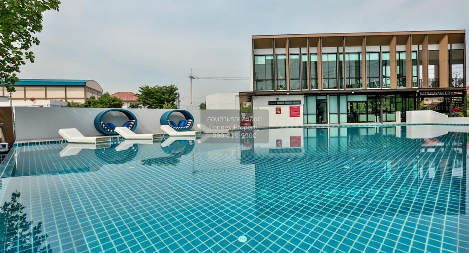 For rent 4 bedrooms townhouse in Bang Khae, Bangkok