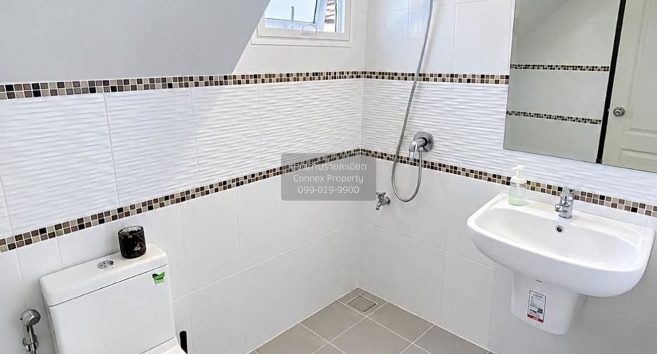 Haus zur Miete mit 3 Zimmer in Mueang Phuket, Phuket