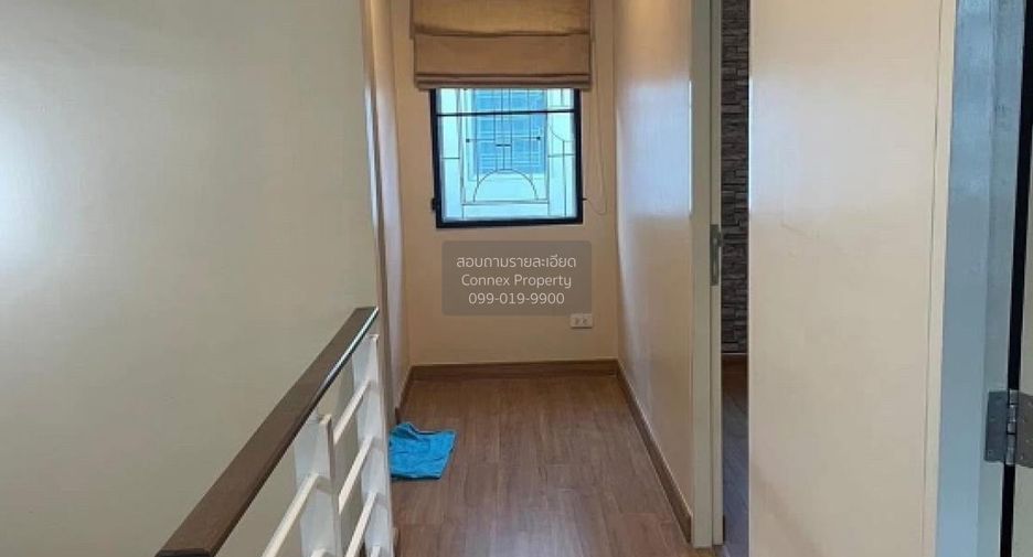 For rent 3 bedrooms townhouse in Bang Khen, Bangkok