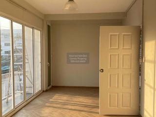 For rent 3 bedrooms house in Huai Khwang, Bangkok