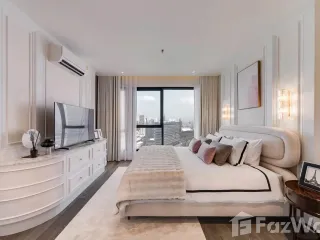 For sale 3 bedrooms condo in Khlong Toei, Bangkok