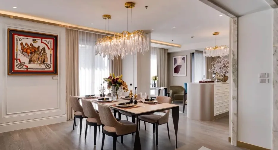 For sale 3 bedrooms condo in Khlong Toei, Bangkok