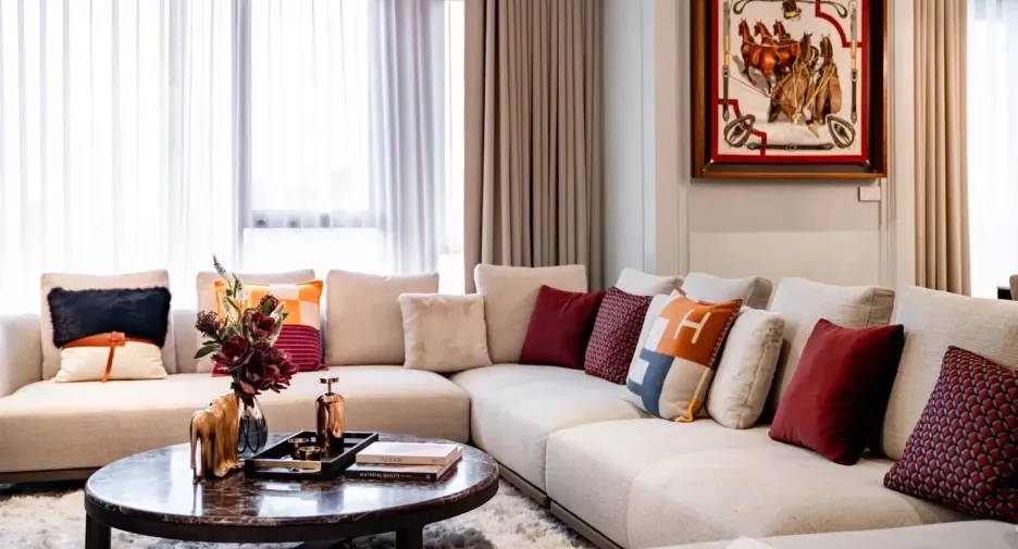 For sale 3 bedrooms condo in Khlong Toei, Bangkok