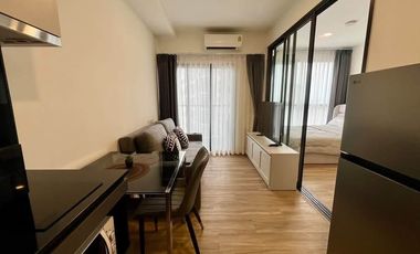 À louer 1 chambre condo à Huai Khwang, Bangkok
