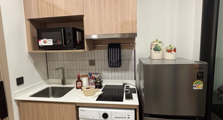 For rent 1 bed condo in Khlong San, Bangkok