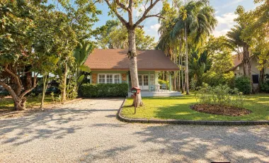 For rent 2 bedrooms villa in Mueang Phuket, Phuket