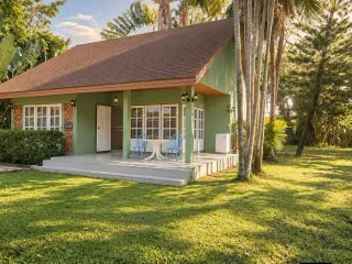 For rent 2 bedrooms villa in Mueang Phuket, Phuket