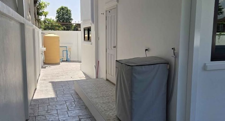 Casa en venta y en alquiler de 3 habitaciones en San Sai, Chiang Mai