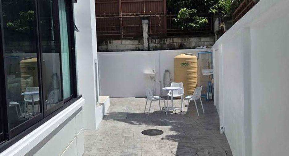 Casa en venta y en alquiler de 3 habitaciones en San Sai, Chiang Mai