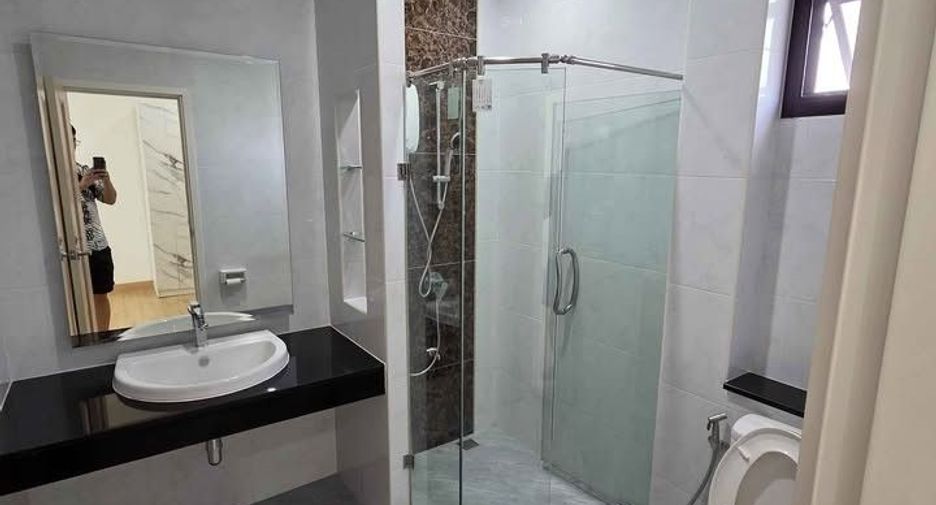 Casa en venta y en alquiler de 3 habitaciones en San Sai, Chiang Mai