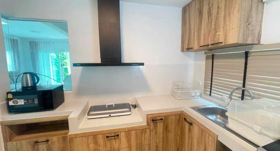 Haus zur Miete mit 3 Zimmer in Bang Phli, Samut Prakan