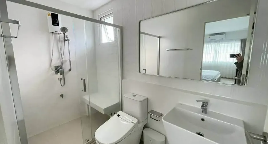 Haus zur Miete mit 3 Zimmer in Bang Phli, Samut Prakan