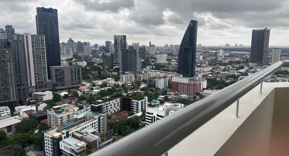 出租 3 卧室 公寓 在 Khlong Toei, 曼谷