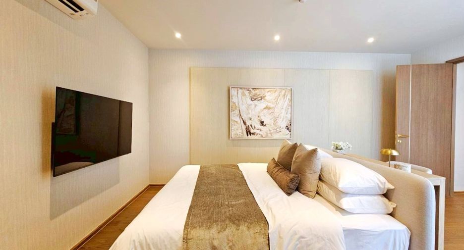For rent 2 bedrooms condo in Khlong Toei, Bangkok