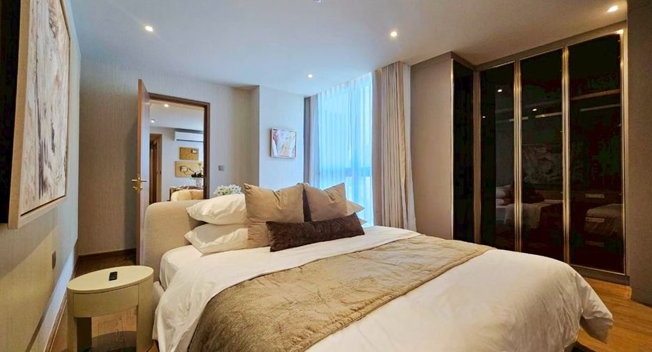 For rent 2 bedrooms condo in Khlong Toei, Bangkok
