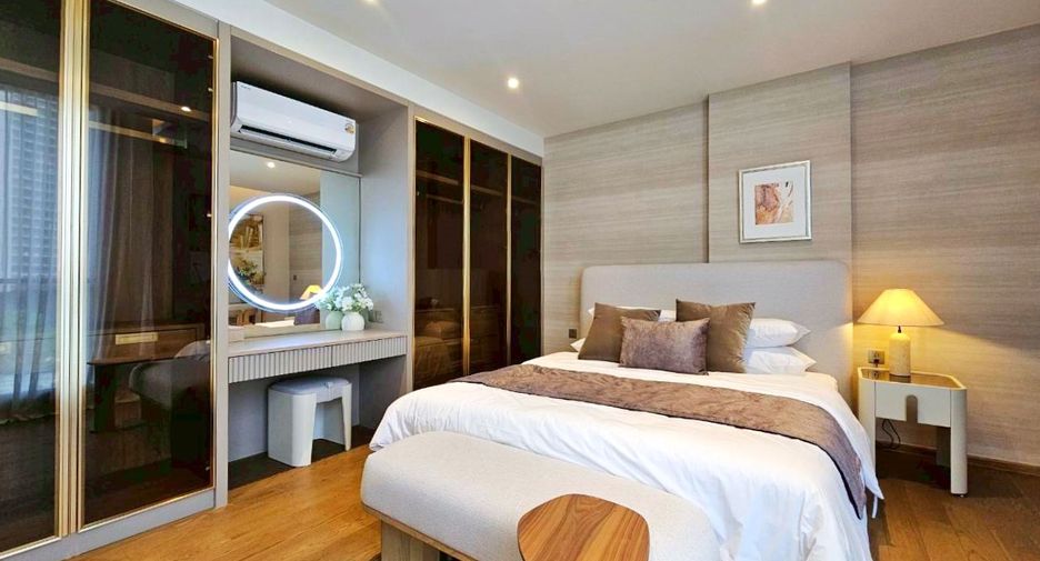 For rent 2 bedrooms condo in Khlong Toei, Bangkok