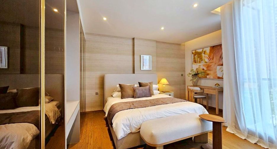 For rent 2 bedrooms condo in Khlong Toei, Bangkok