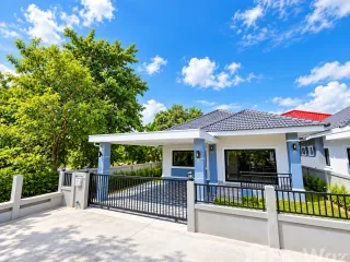 Casa en venta de 3 habitaciones en Saraphi, Chiang Mai
