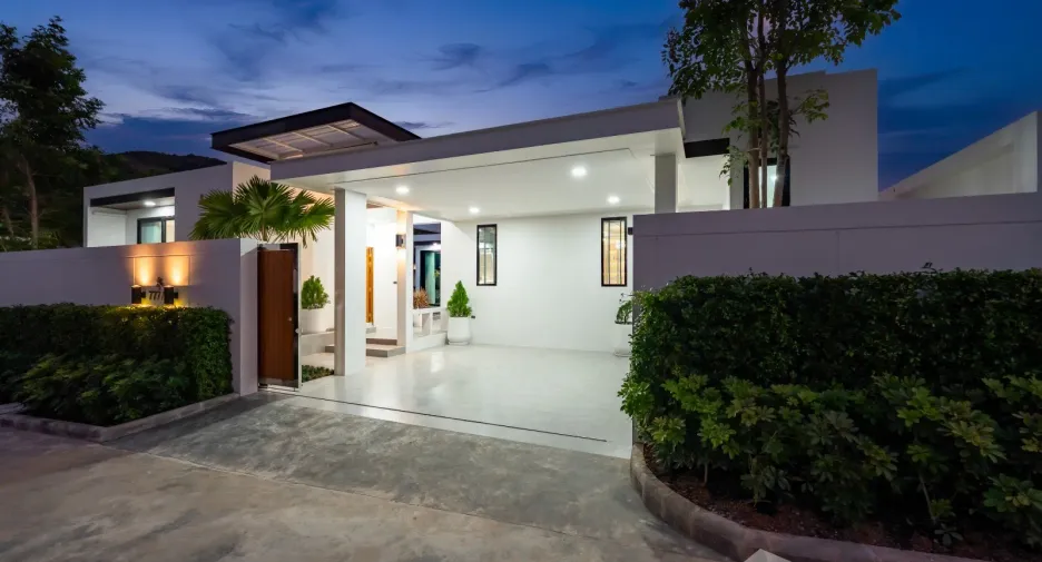 For sale 3 bedrooms villa in Mueang Krabi, Krabi