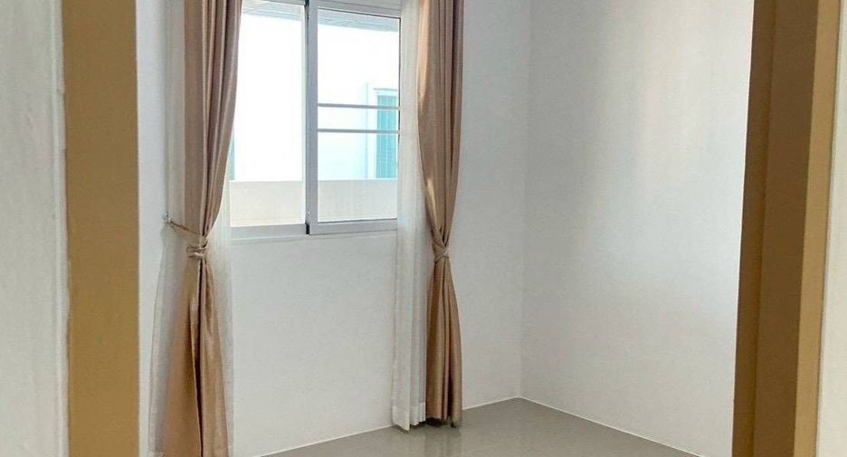 Casa en venta de 3 habitaciones en Saraphi, Chiang Mai