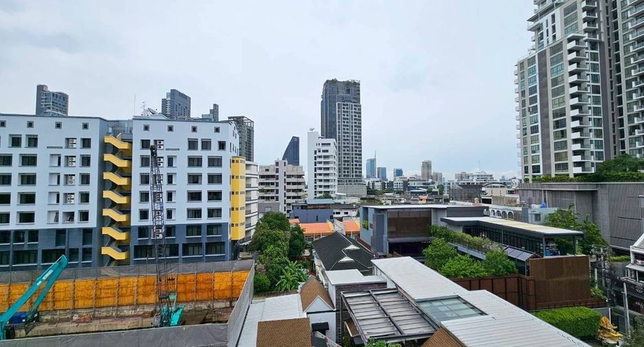 For rent 1 Beds condo in Khlong Toei, Bangkok
