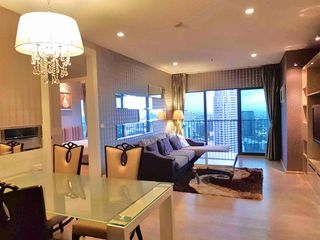 For rent 3 bedrooms condo in Khlong Toei, Bangkok