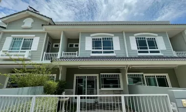 For rent 2 ベッドルーム townhouse in San Sai, Chiang Mai