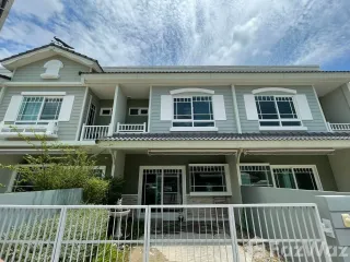 For rent 2 ベッドルーム townhouse in San Sai, Chiang Mai