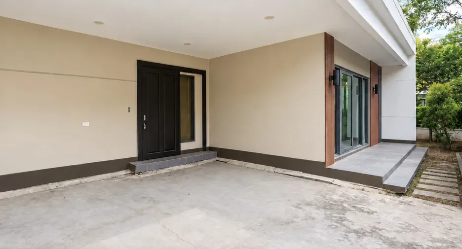 出售 4 卧室 独立屋 在 Pak Kret, Nonthaburi