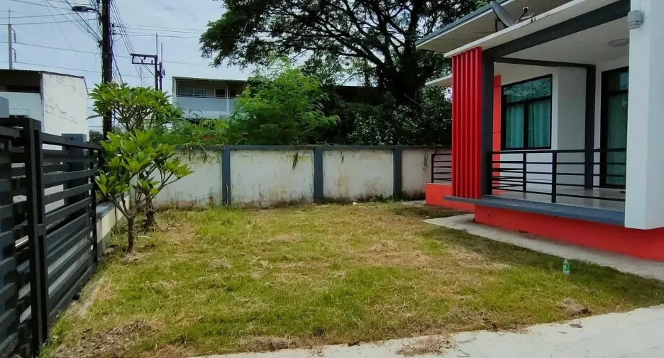 出售 3 卧室 独立屋 在 Mueang Nakhon Phanom, Nakhon Phanom