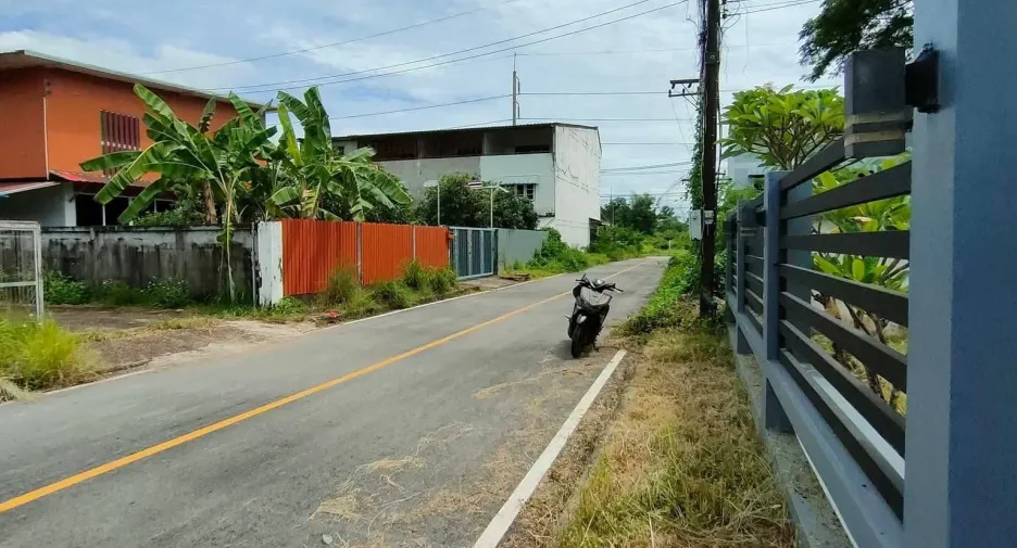 出售 3 卧室 独立屋 在 Mueang Nakhon Phanom, Nakhon Phanom