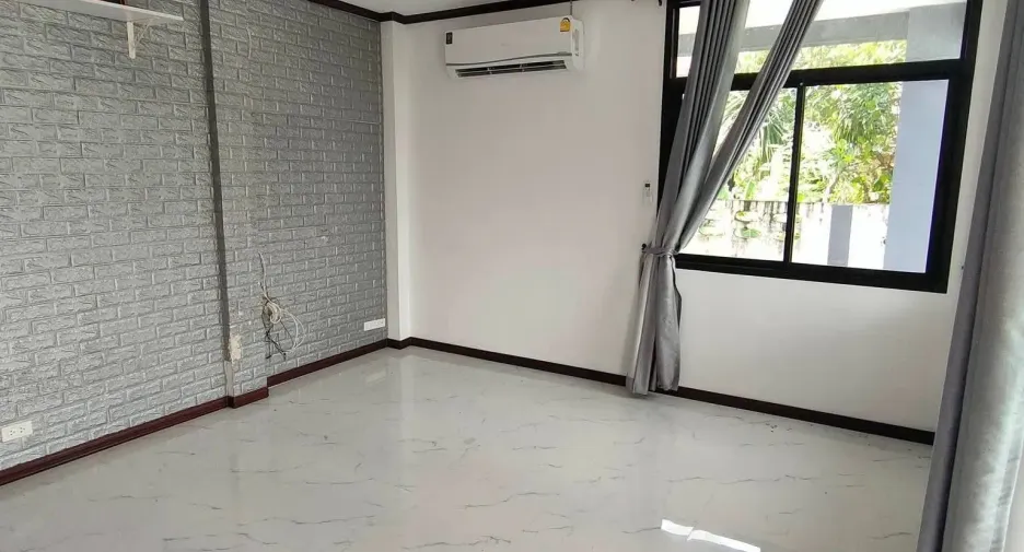 出售 3 卧室 独立屋 在 Mueang Nakhon Phanom, Nakhon Phanom